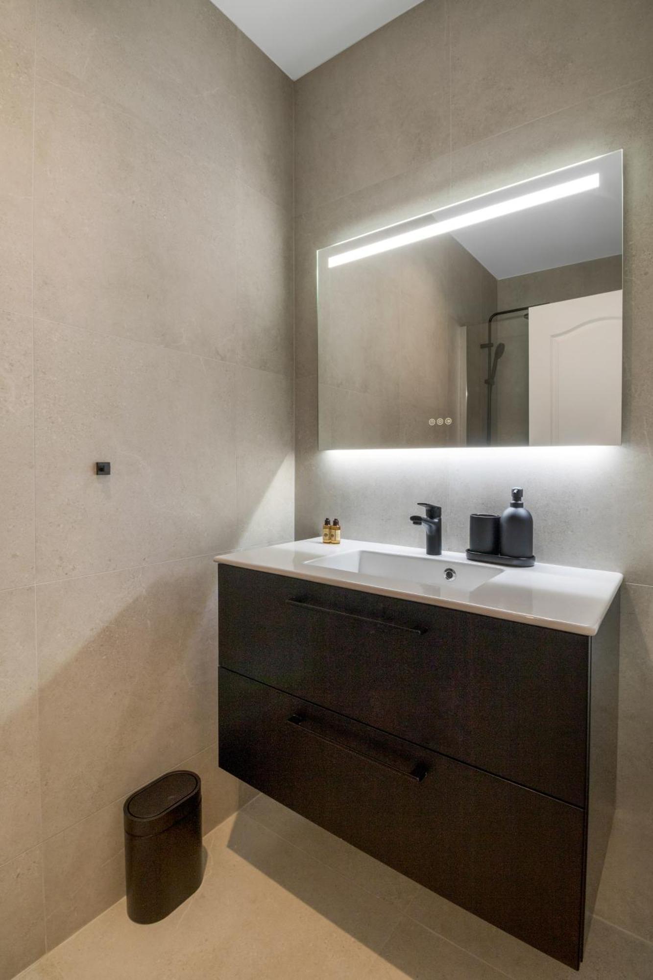 Apartment Grand Climatise Bastille - Marais *